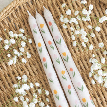 Load image into Gallery viewer, Set of 3 Spring Tulip Print Taper Candles