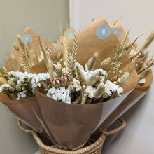 Load image into Gallery viewer, Natural Dried Flower Arrangements