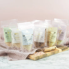 Load image into Gallery viewer, Relax Luxury Himalayan Soak Bath Salts Gift⎜Lavender Scent
