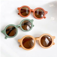 Load image into Gallery viewer, Kids Round Sunglasses - Green
