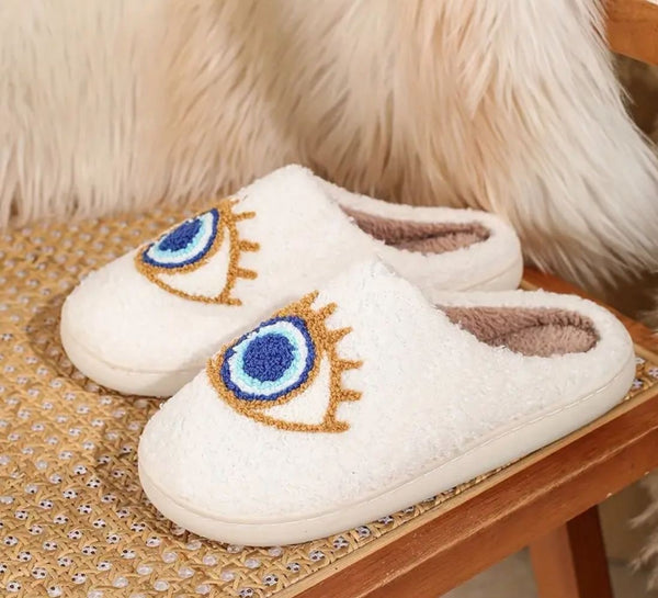 Eye design slippers