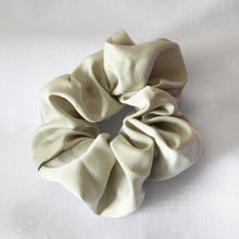 Load image into Gallery viewer, Satin Style Scrunchie - Green
