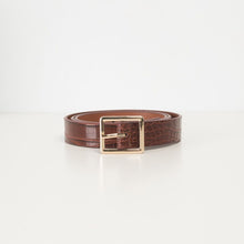 Load image into Gallery viewer, Brown Belt With Square Buckle
