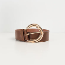 Load image into Gallery viewer, Tan Belt With Twist Buckle
