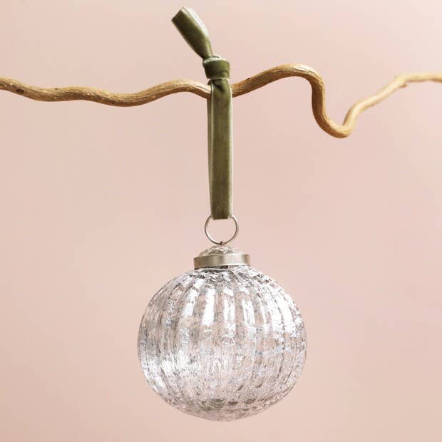 Silver Ribbed Bauble