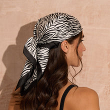 Load image into Gallery viewer, Zebra Headscarf
